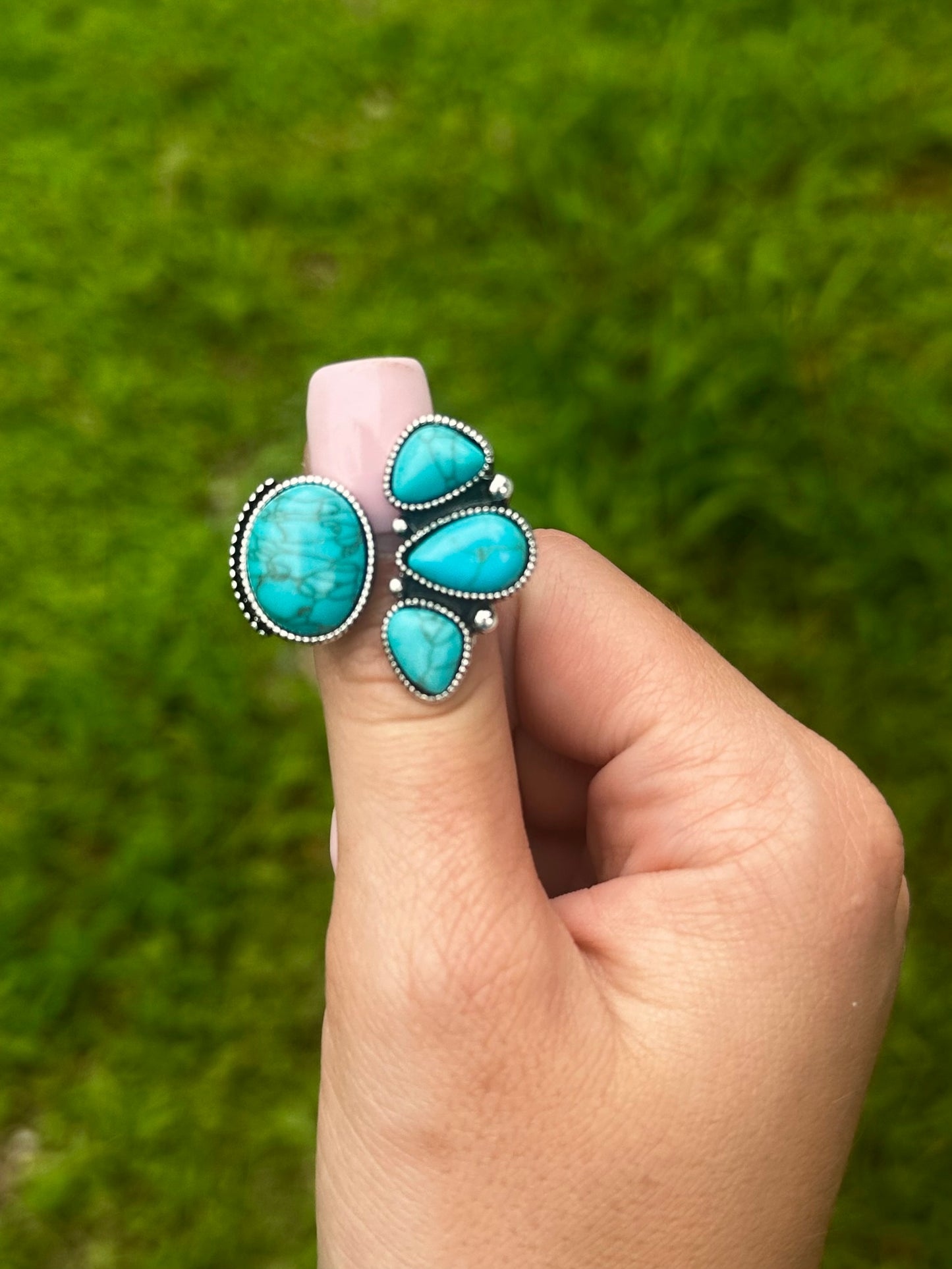 Adjustable floater ring