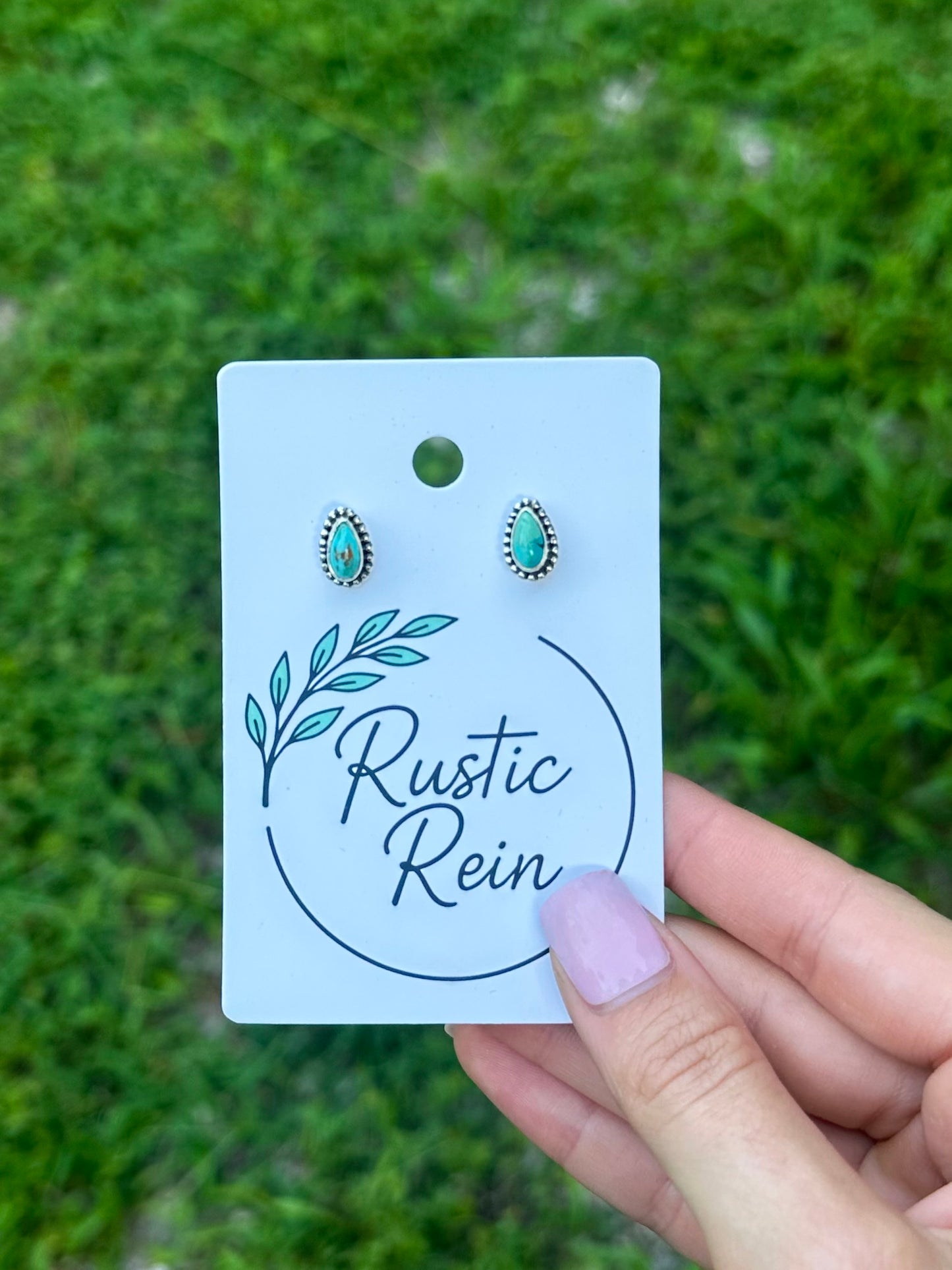 Kingman stud earrings