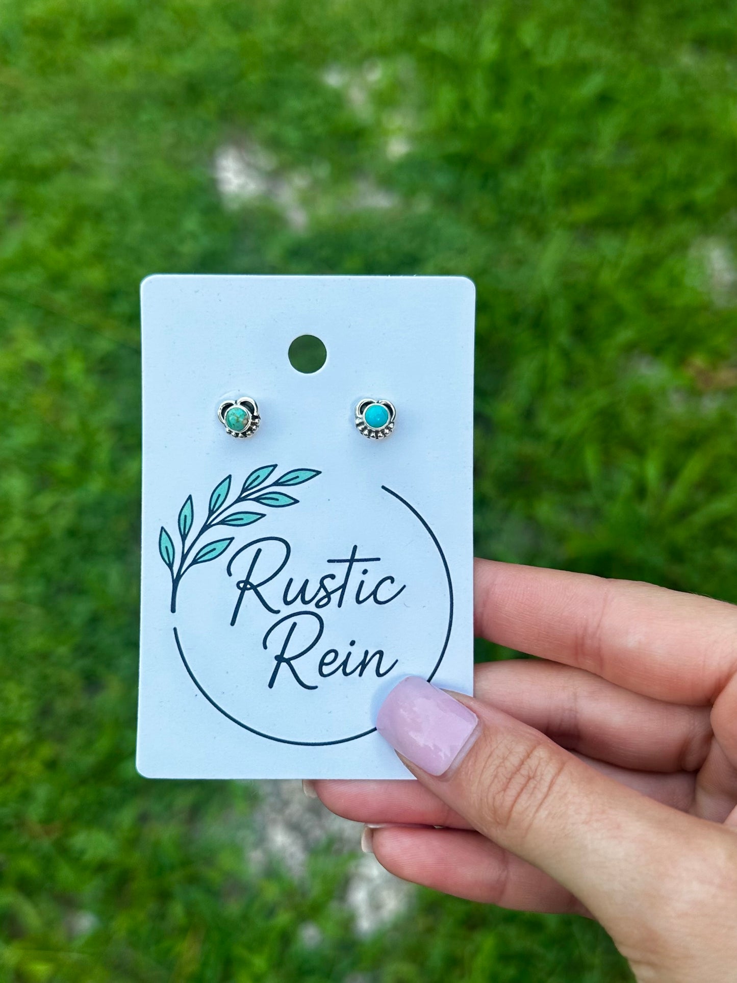 Kingman stud earrings