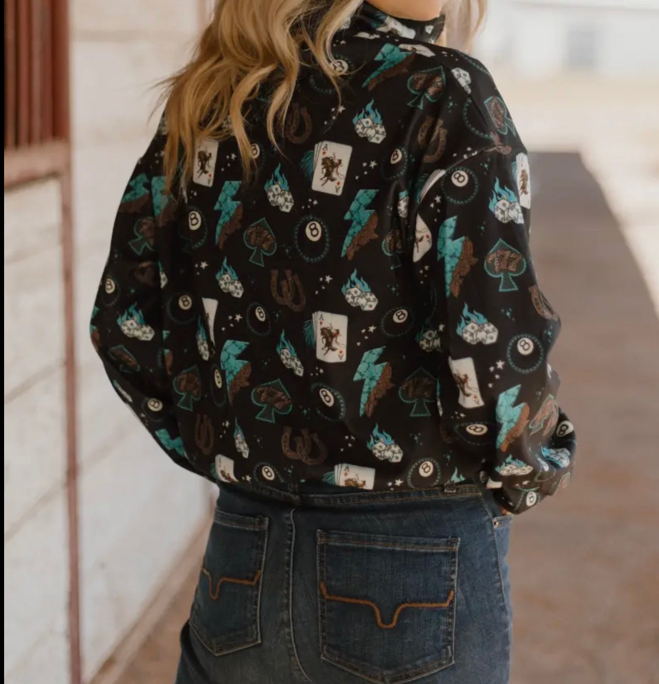 Cropped charm jacket