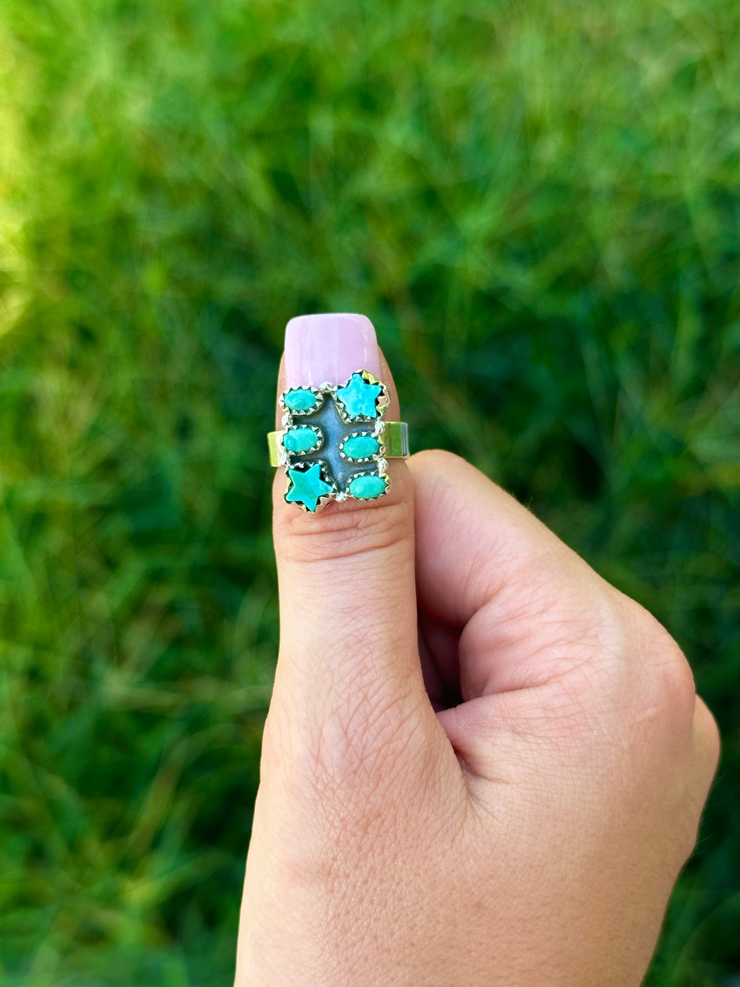 Adjustable star cluster ring