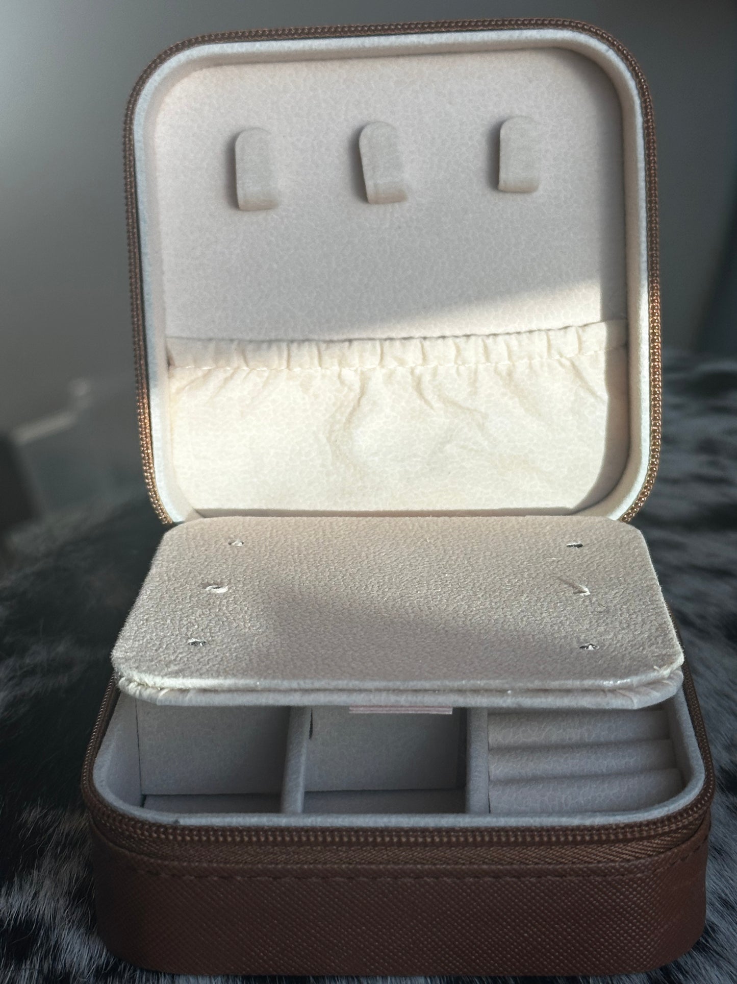 Boot stitch jewelry box