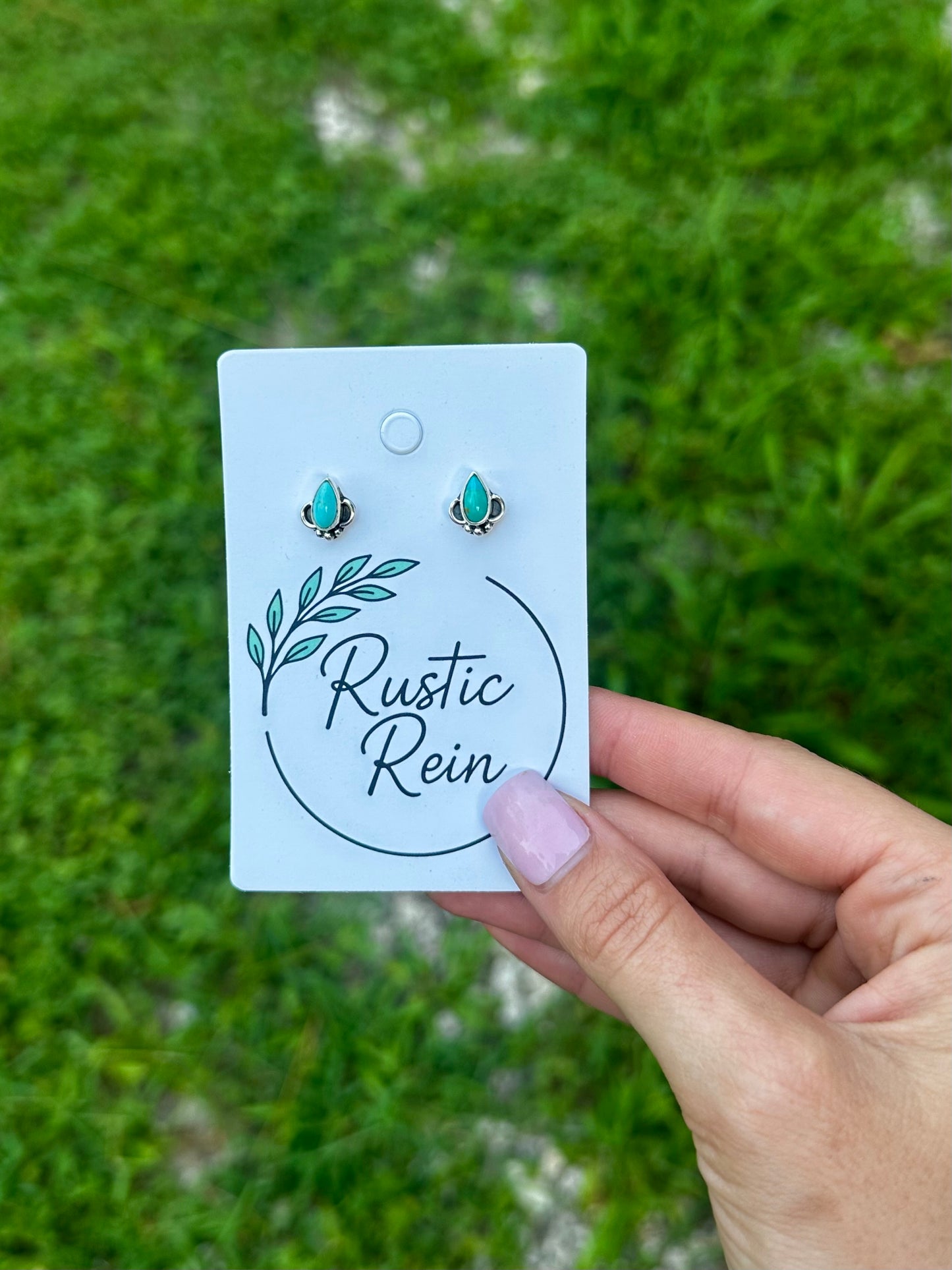 Kingman stud earrings