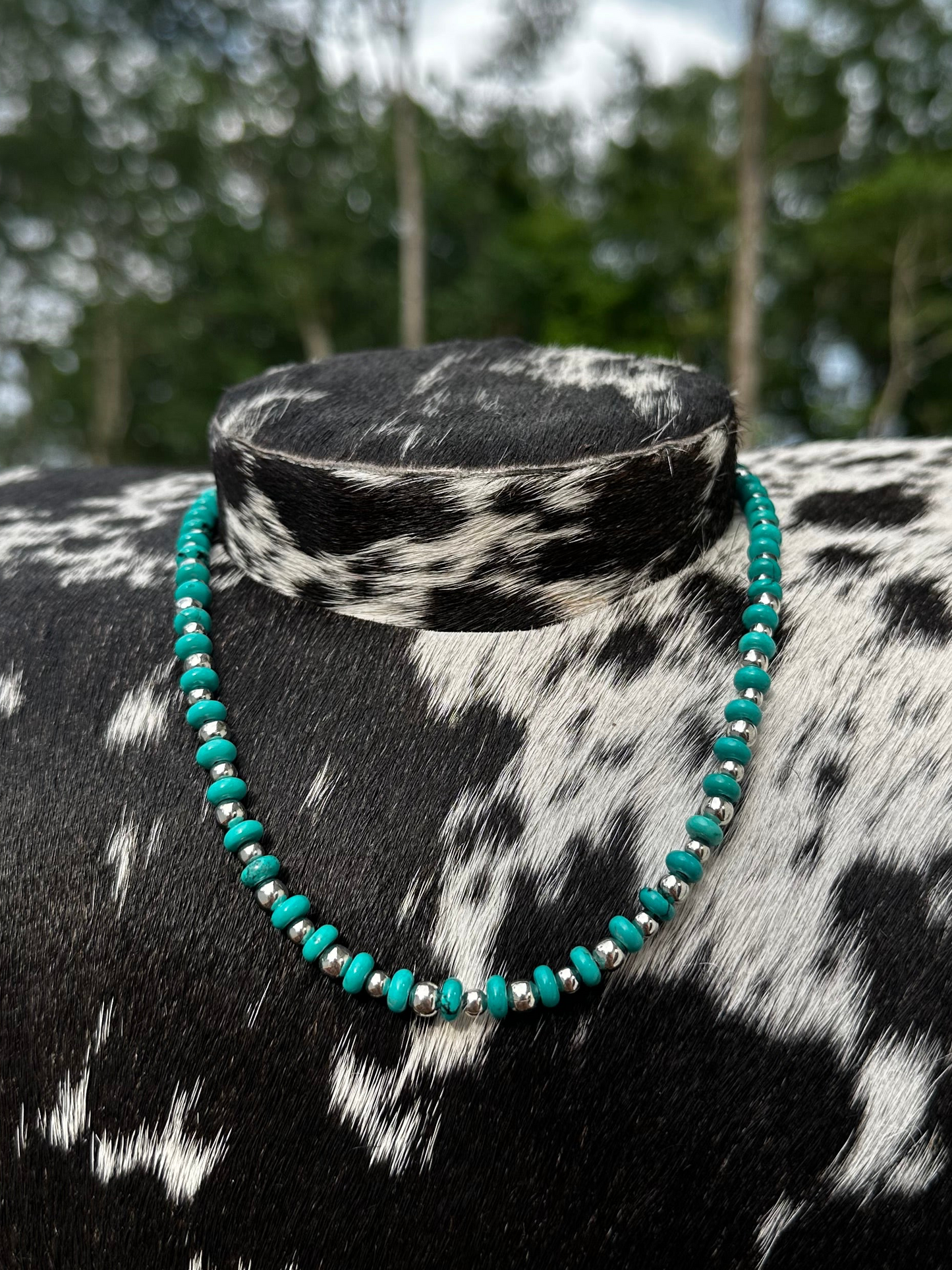 Delta necklace