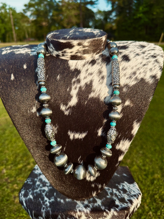 Laney necklace