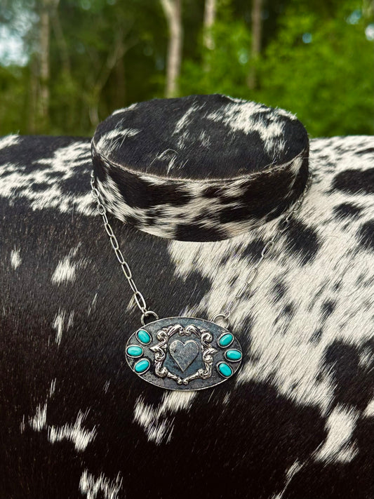 Mesa heart necklace