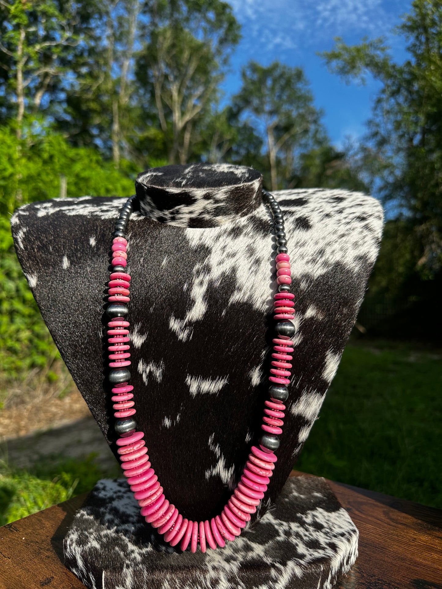 Pink kayda necklace