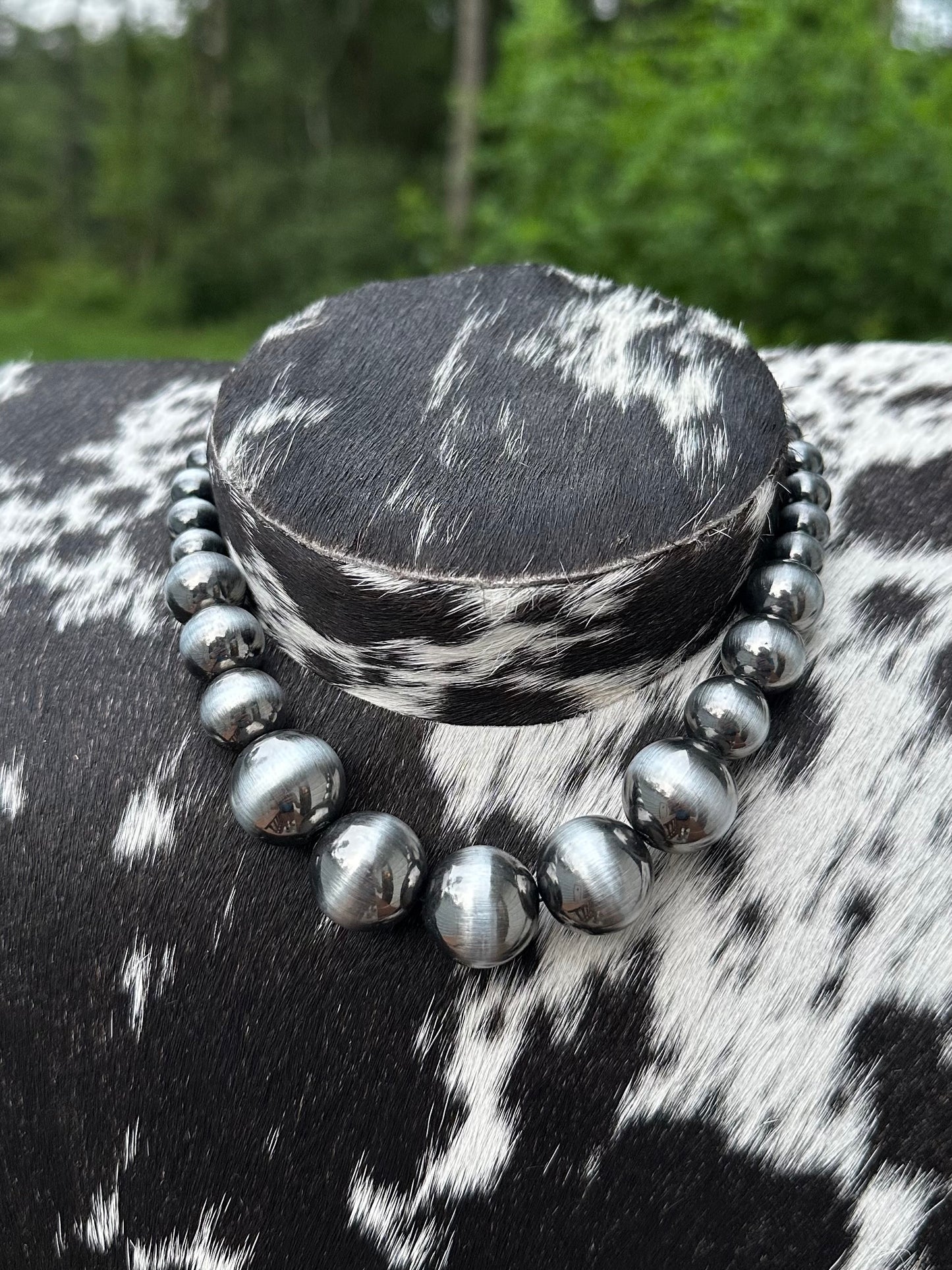 Graduated necklace