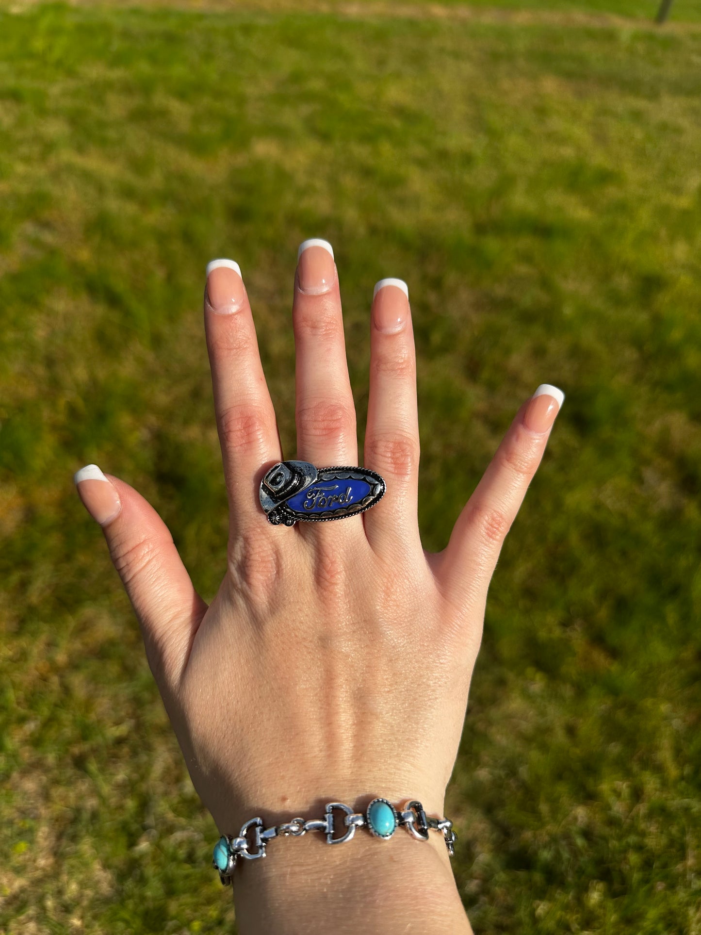 Adjustable Ford ring