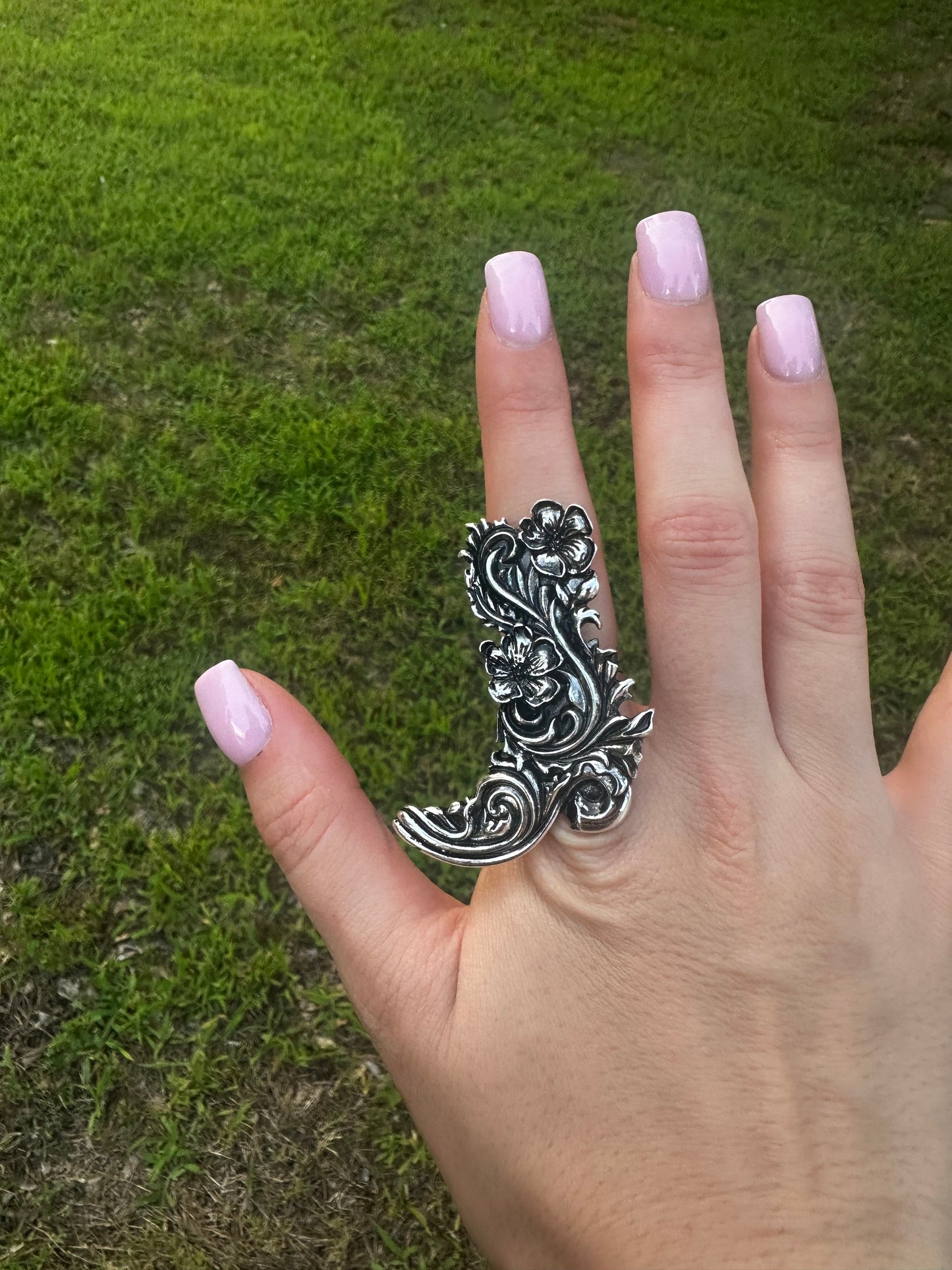 Adjustable boot ring