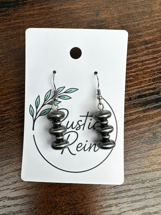Saucer earrings