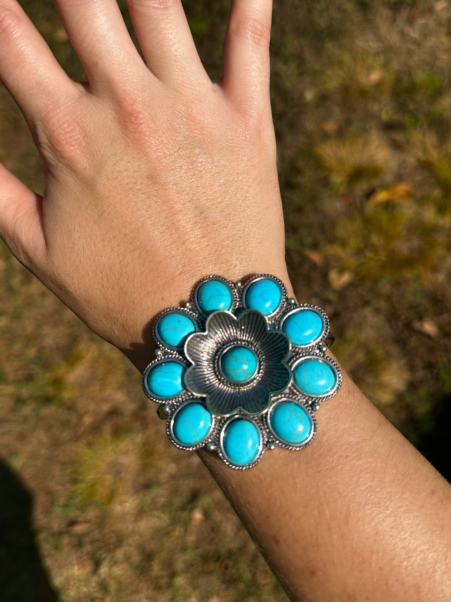 Flower bracelet
