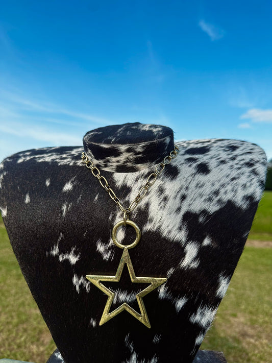 Gold star necklace