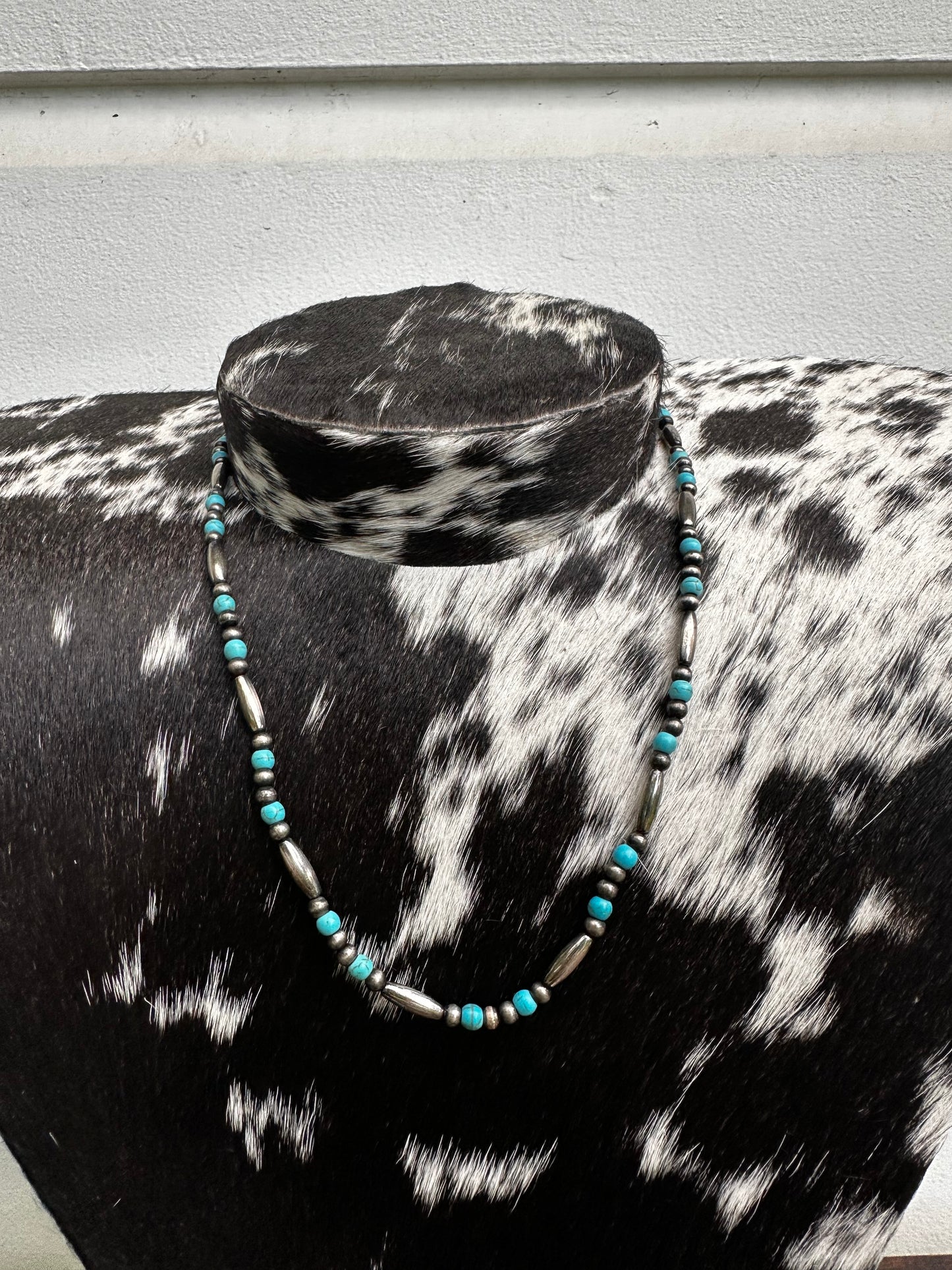Turquoise & torpedo necklace