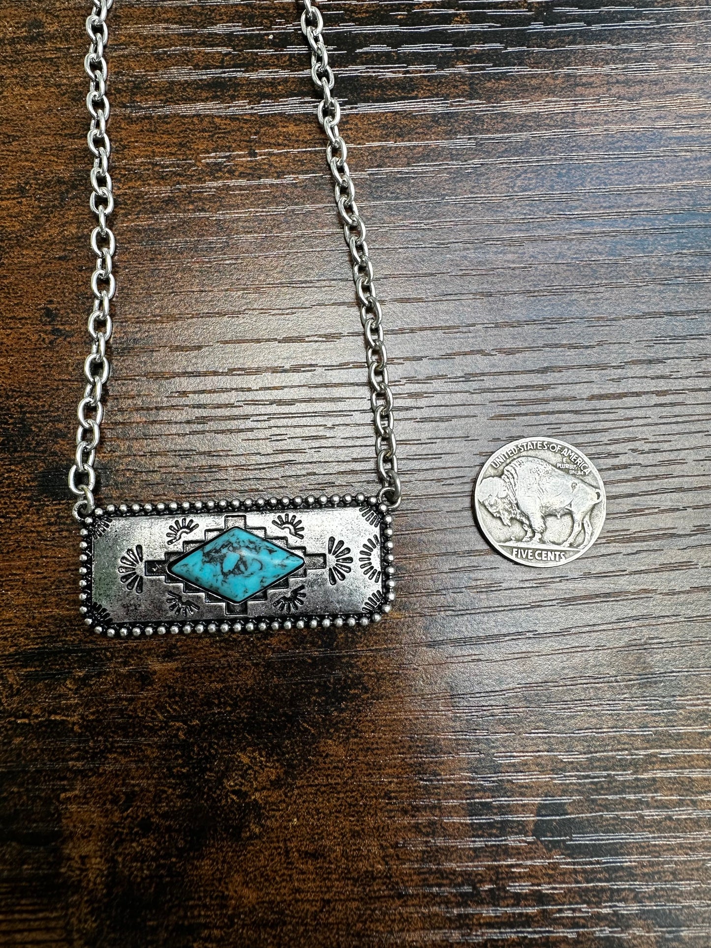Bar necklace