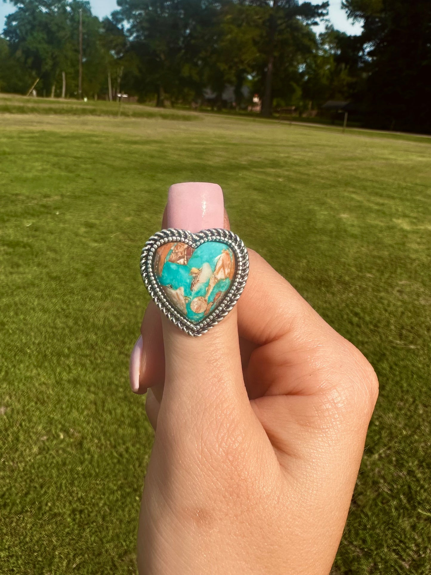 Adjustable heart ring