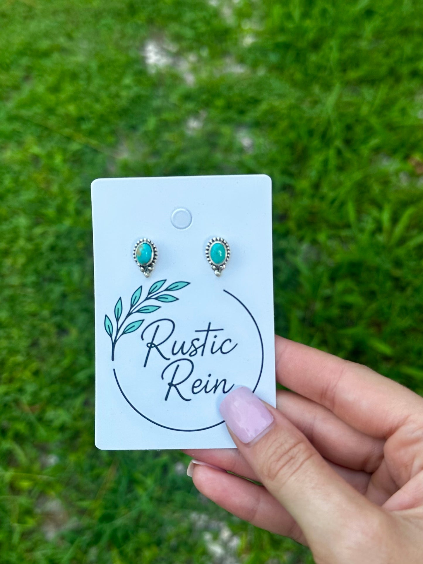 Kingman stud earrings