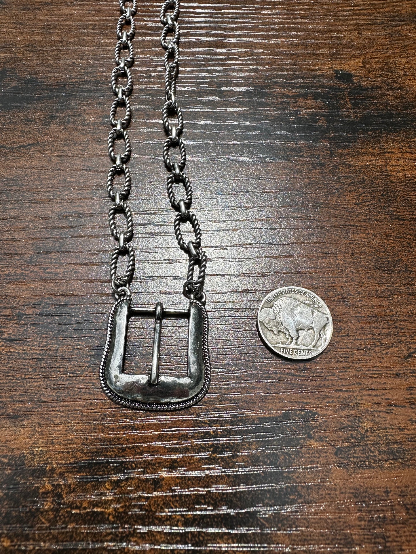 Buckle necklace