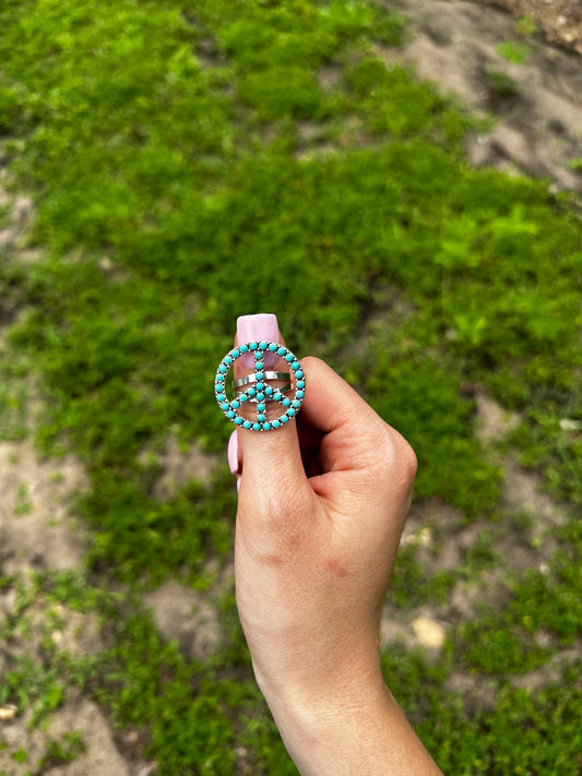 Adjustable peace ring