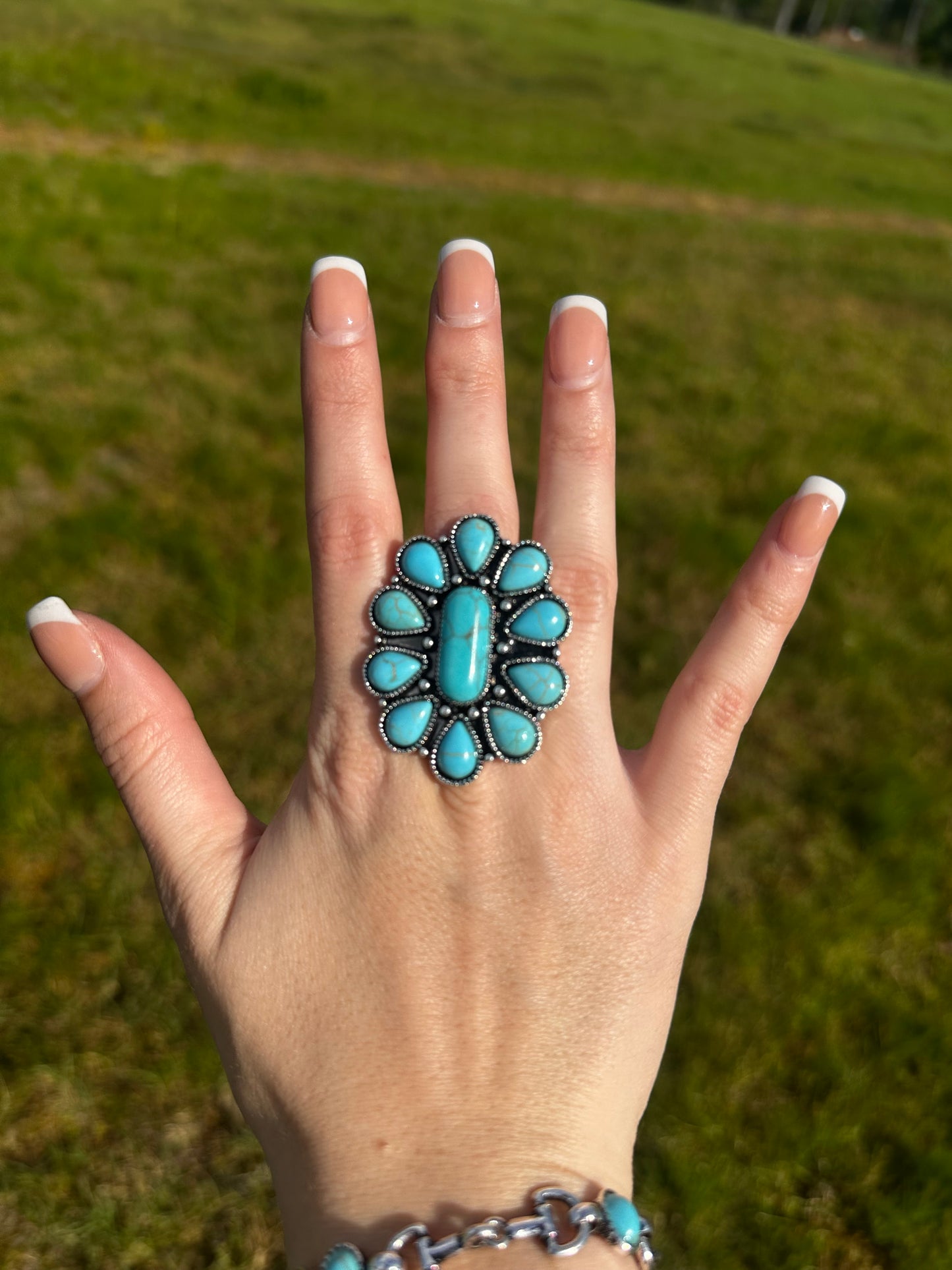 Adjustable Stormy ring