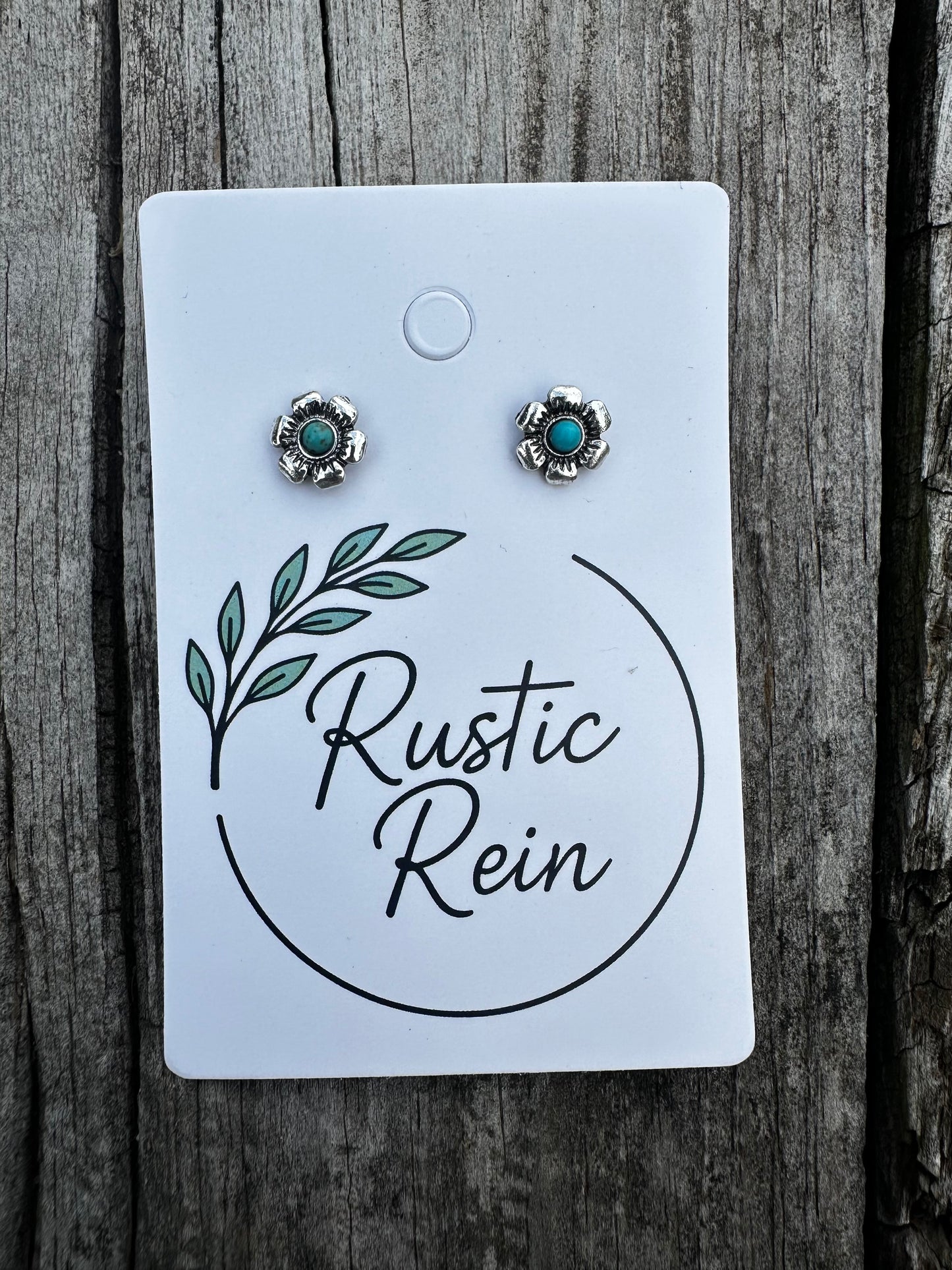 Tini flower earrings
