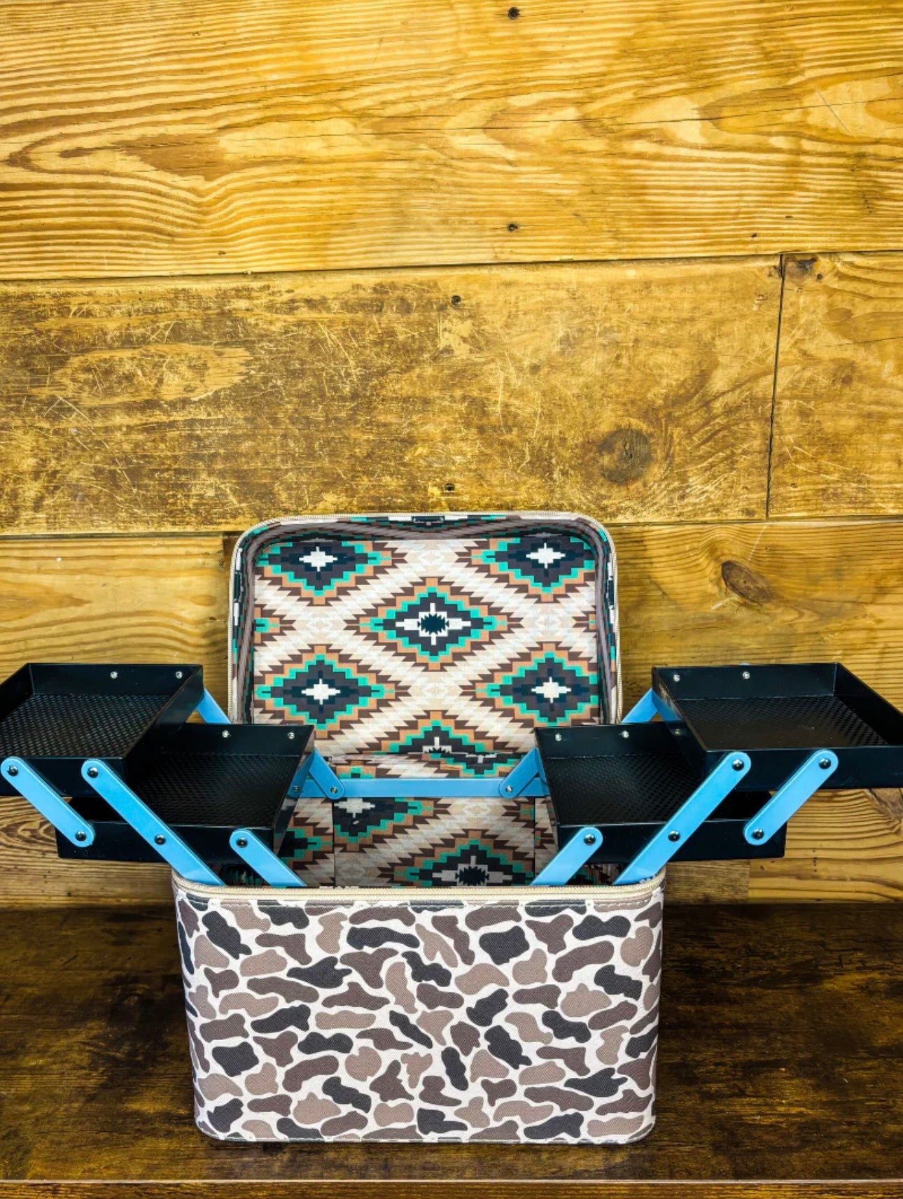 Camo makeup box