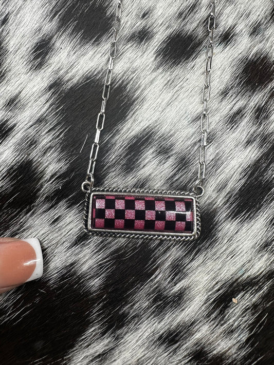 Pink checkered bar necklace
