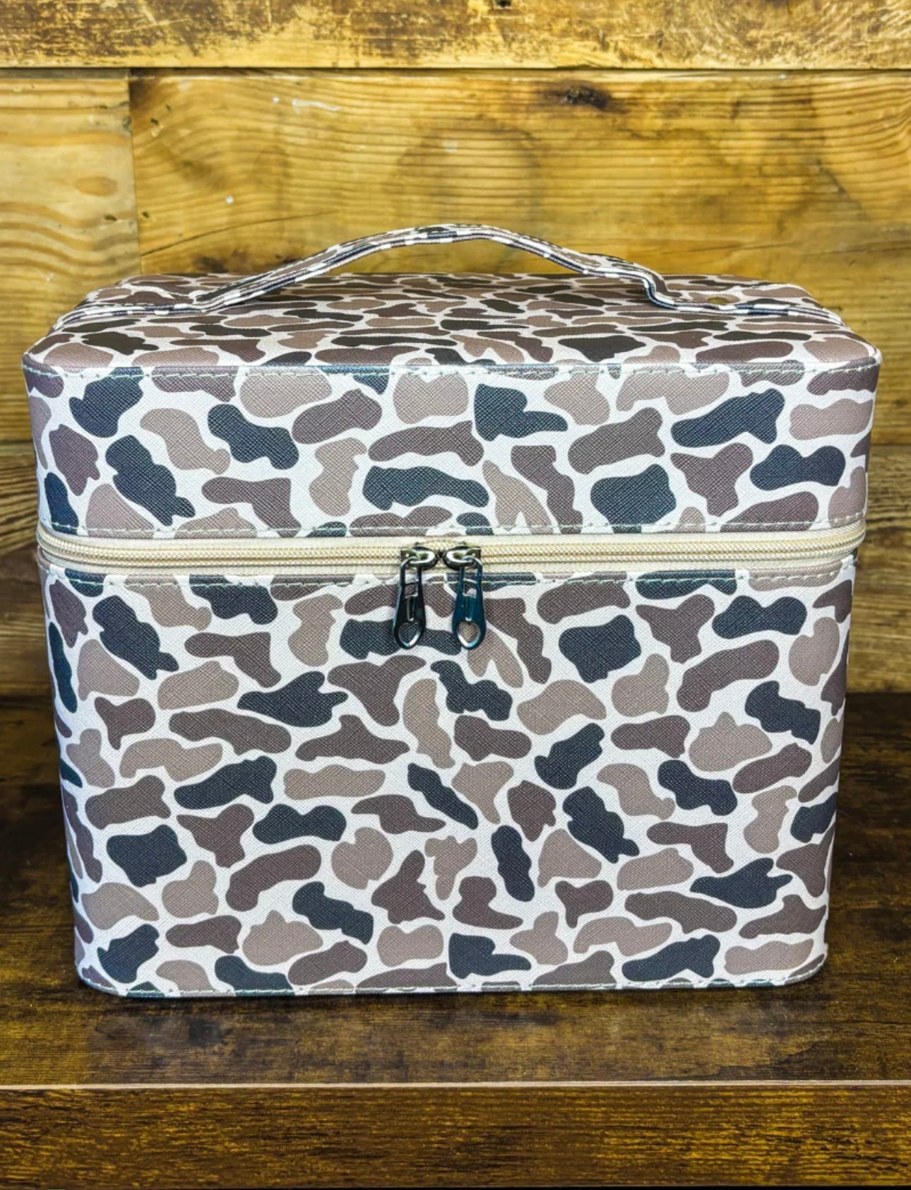 Camo makeup box