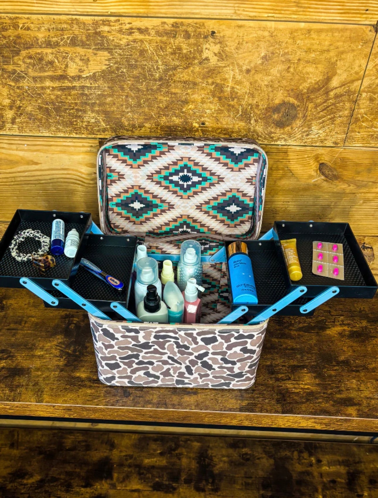Camo makeup box