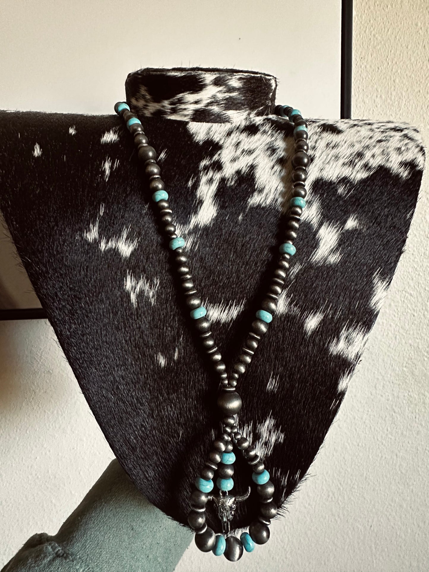 Skull charm hoop necklace