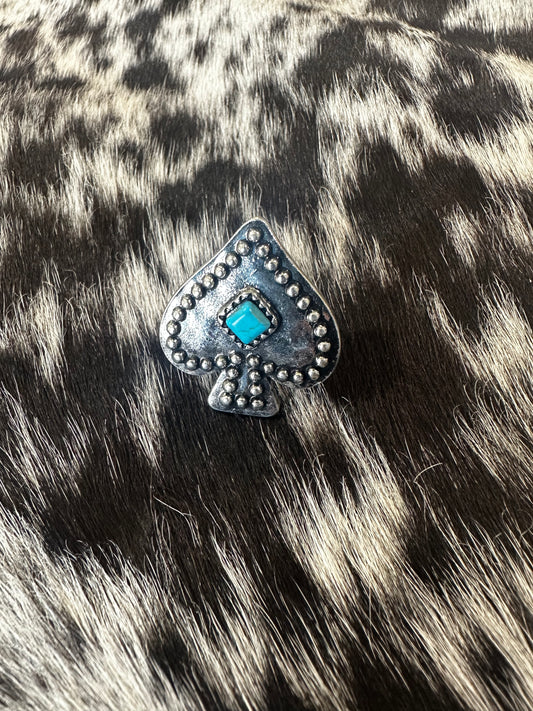 Spade stretch ring