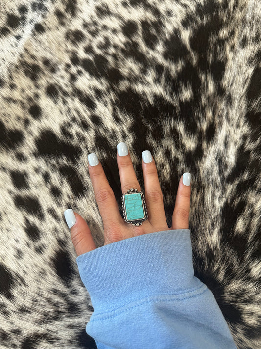 Adjustable square ring