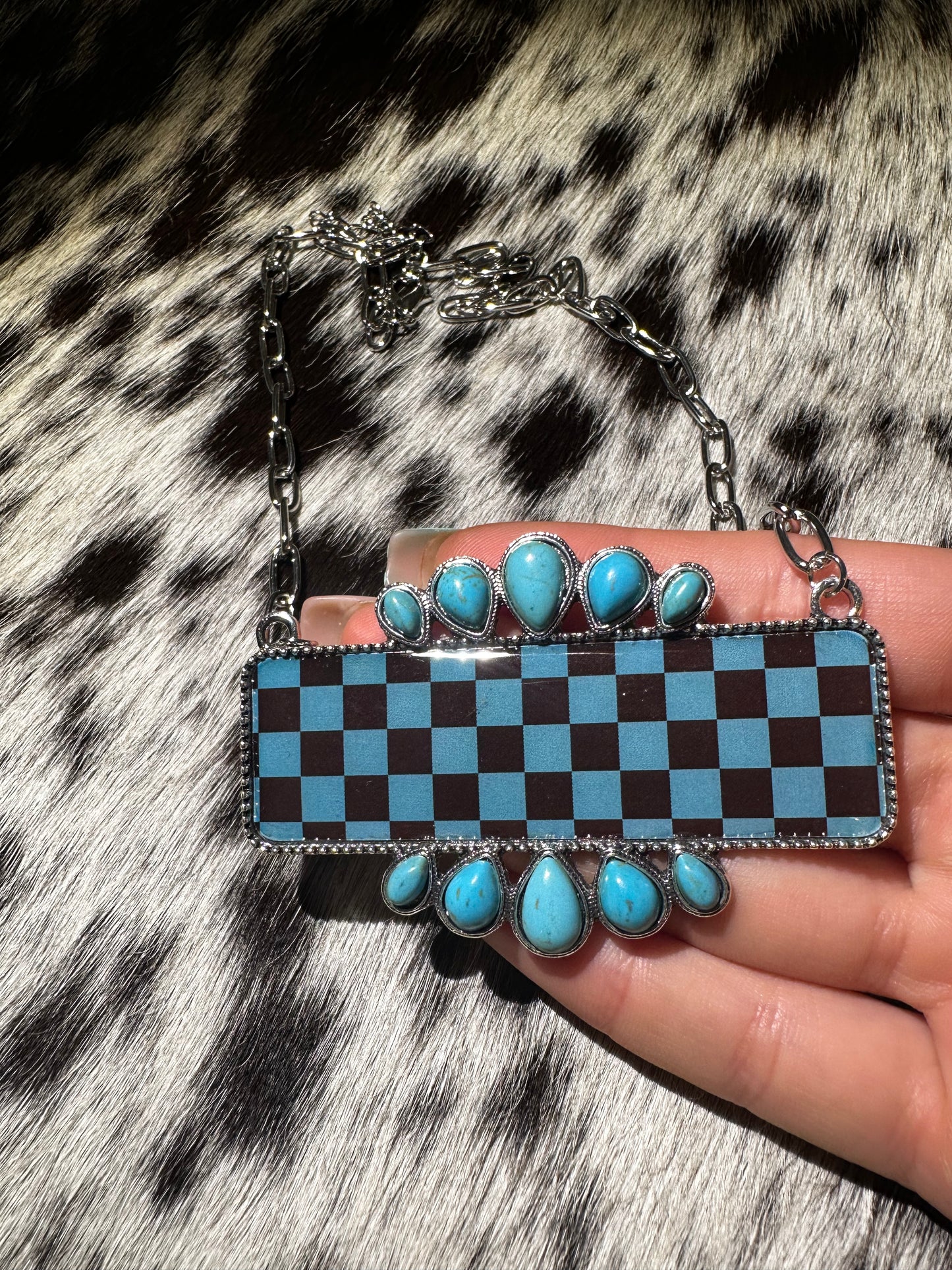 Large checkered bar