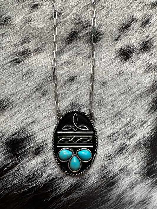 Boot stitch necklace