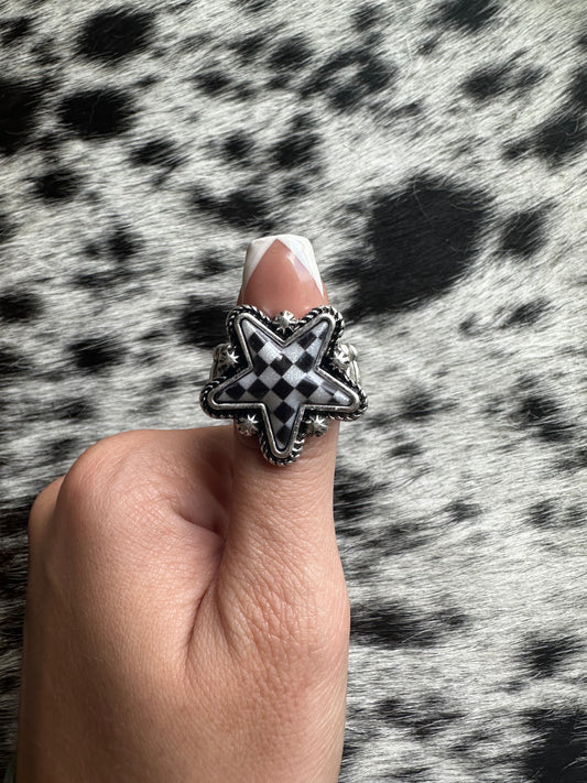Stretch star ring
