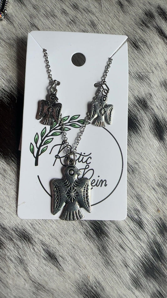 Thunder bird earring & necklace set