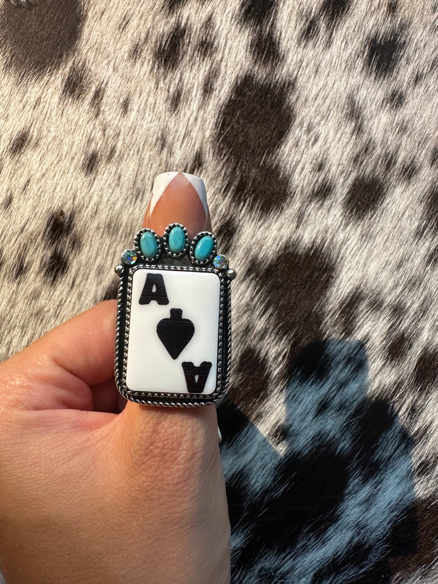 Adjustable Ace card ring