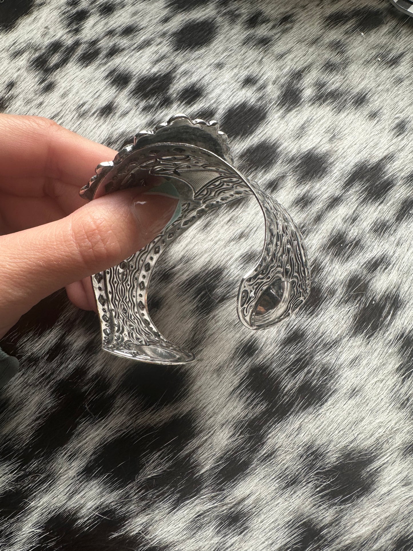 Heart cuff bracelet