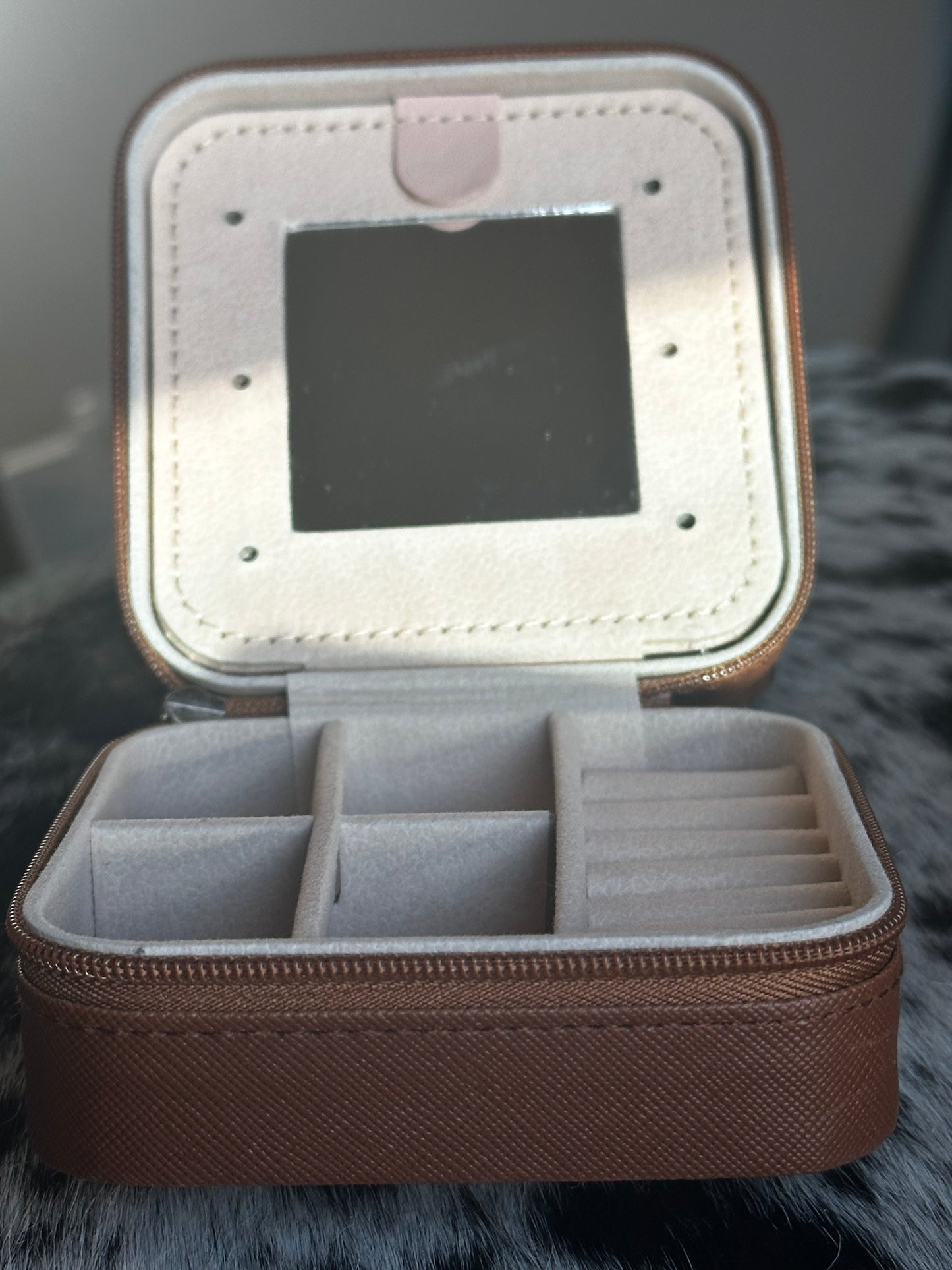 Boot stitch jewelry box