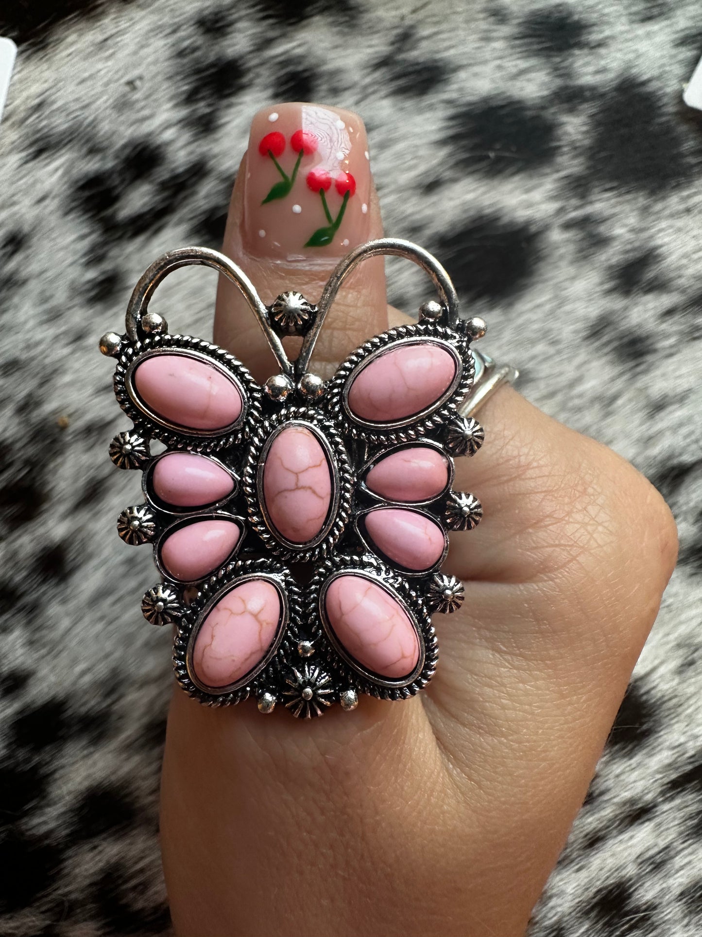 Pink butterfly stretch ring
