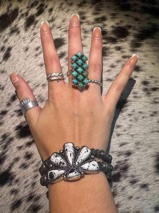 Double band stretch bracelet