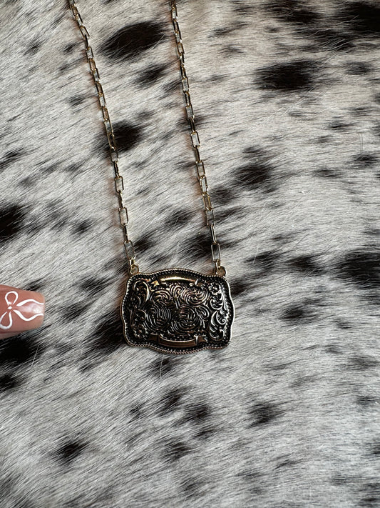 Gold colored buckle necklace