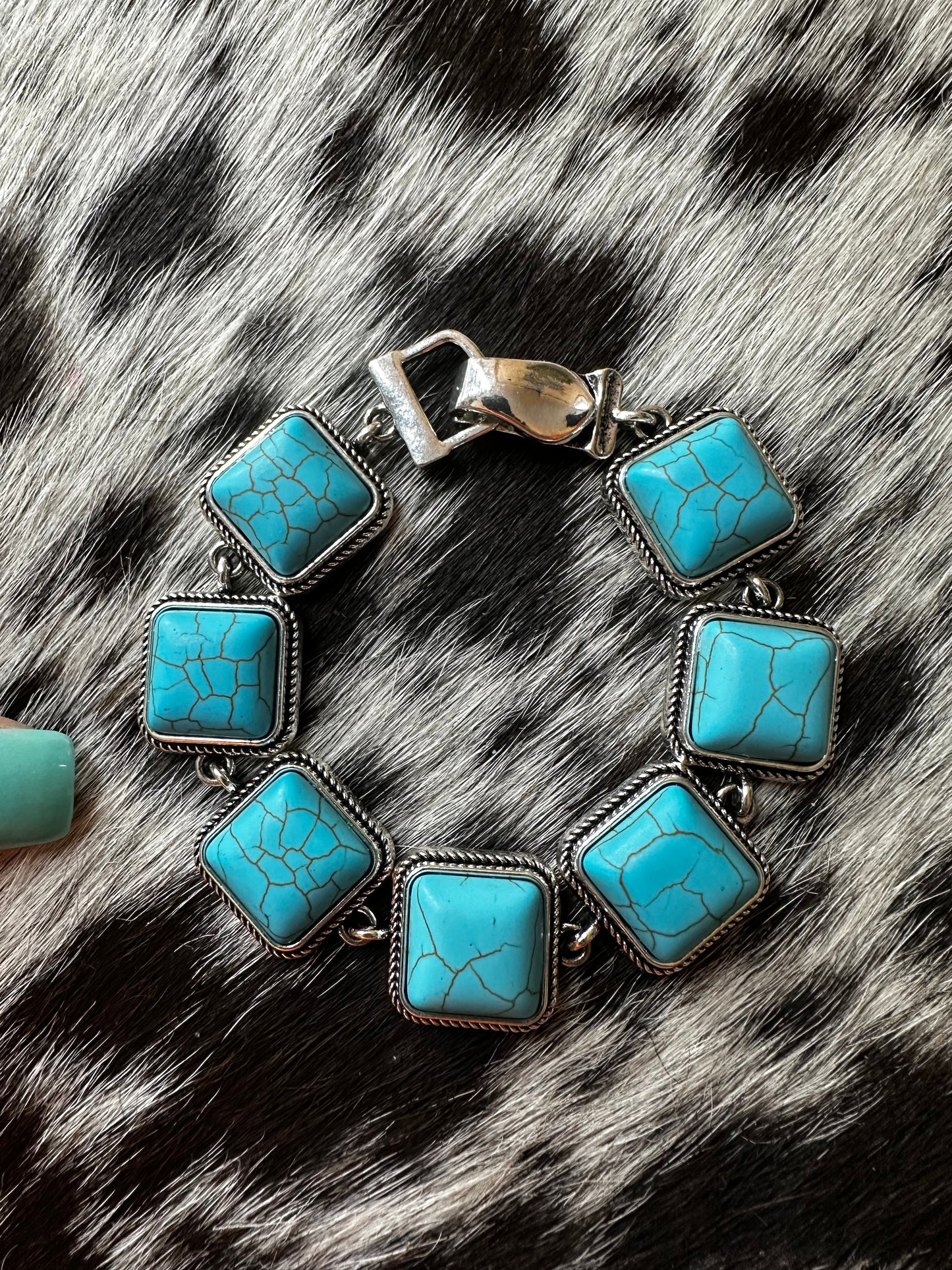 Square clip bracelet