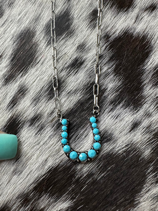 Horse shoe necklace