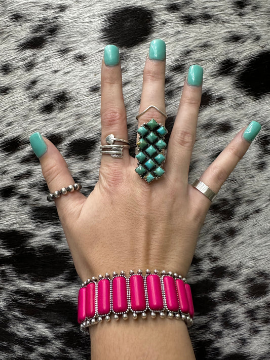 Pink Kade stretch bracelet